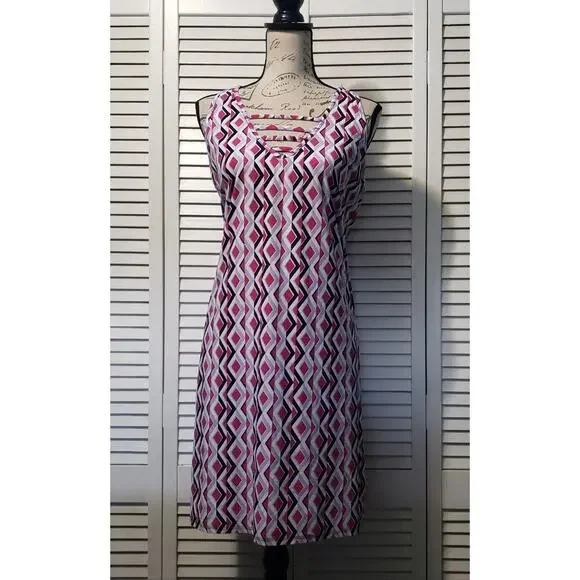 Eye Candy Sleeveless Shift Dress Women's 1X Pink Geometric V-Neck Above Knee - Picture 1 of 8